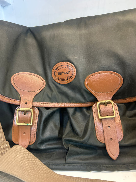 Borsa Barbour vintage a tracolla verde con inserti in pelle