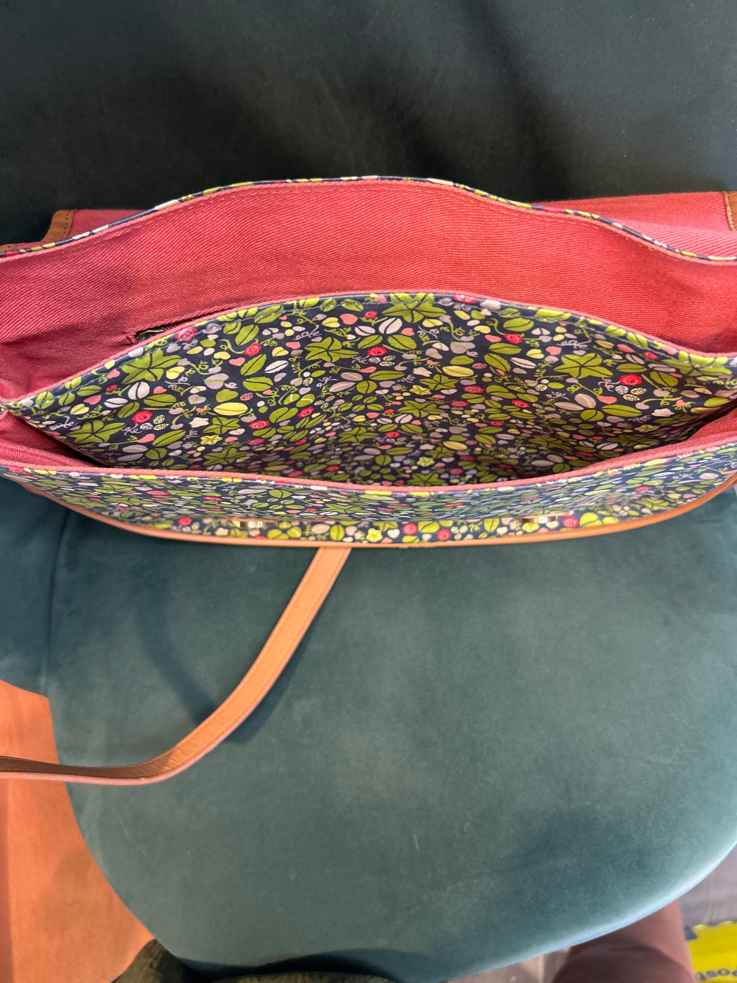 Borsa Barbour vintage a tracolla con fantasia e inserti in pelle
