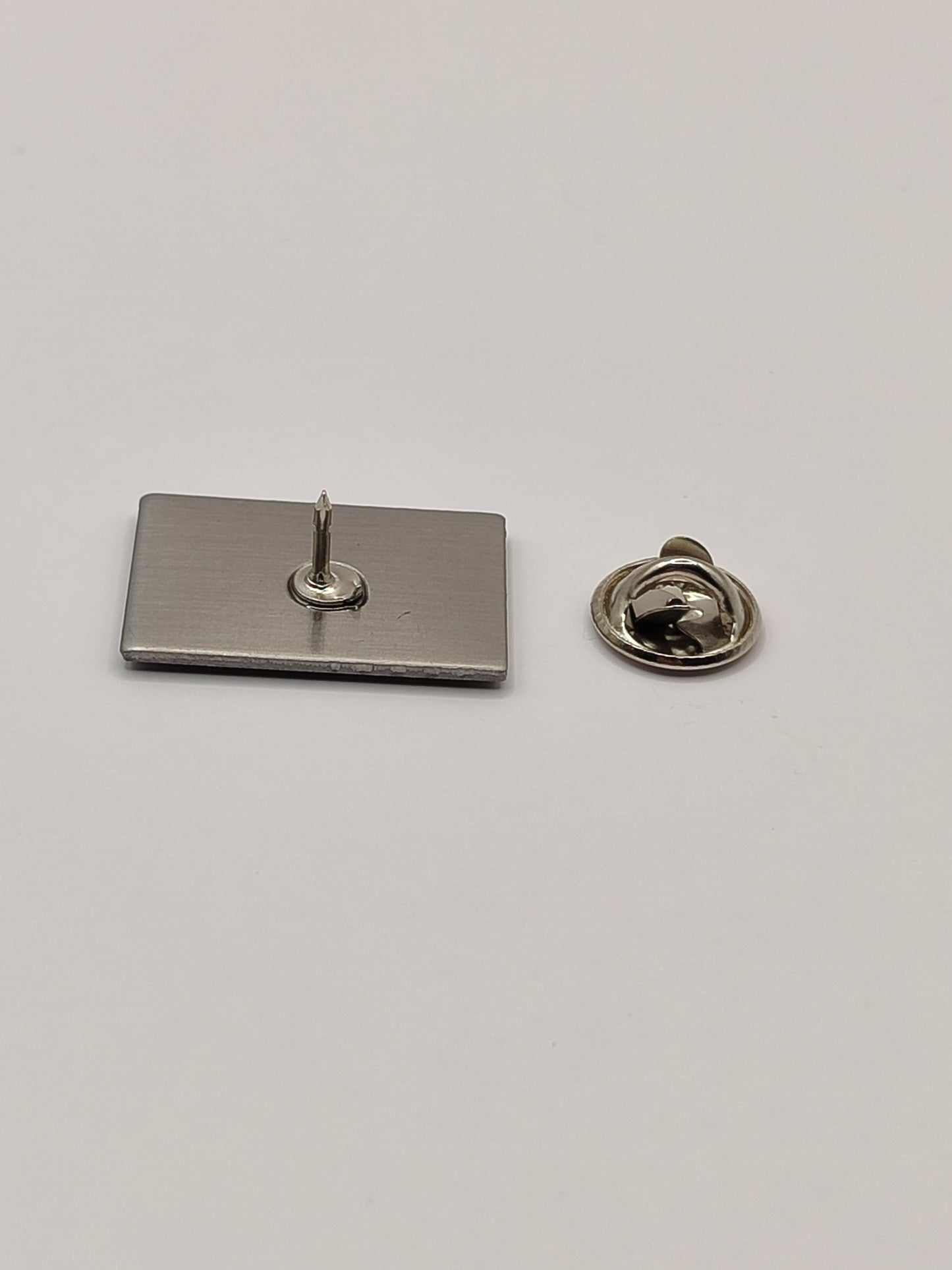 Spilla Barbour International con uomini in corsa - Men Driving motorcycle pin