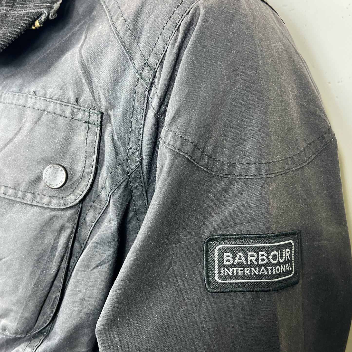 Giacca Barbour unisex international corta nera Uk18 tg.48 ita - Black short wax jacket uk18