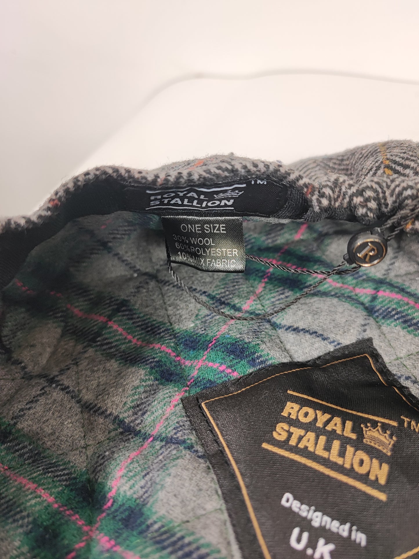 Coppola nuova inglese in lana in tweed grigia a otto spicchi stile Peaky Blinders