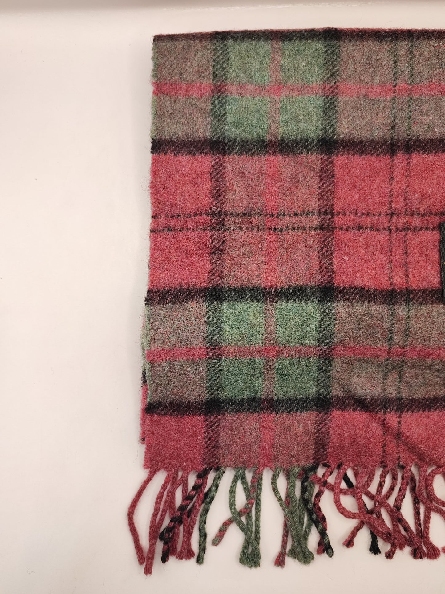 Sciarpa Barbour in lana rosa tartan