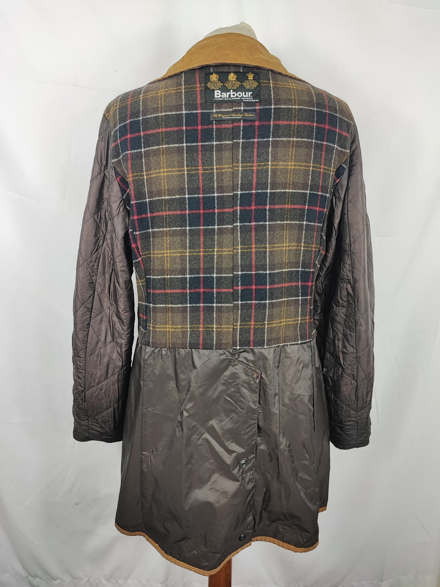 Barbour beige da donna Newmarket UK 12 tg.42 Beige wax Newmarket lady coat size uk12