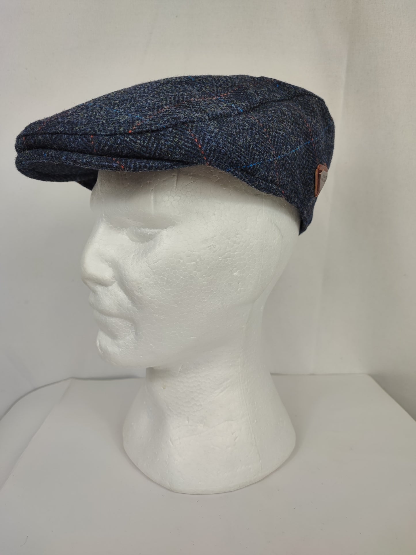 Coppola nuova inglese in lana liscia blu con righe colorate - Wool Navy Herringbone flat cap