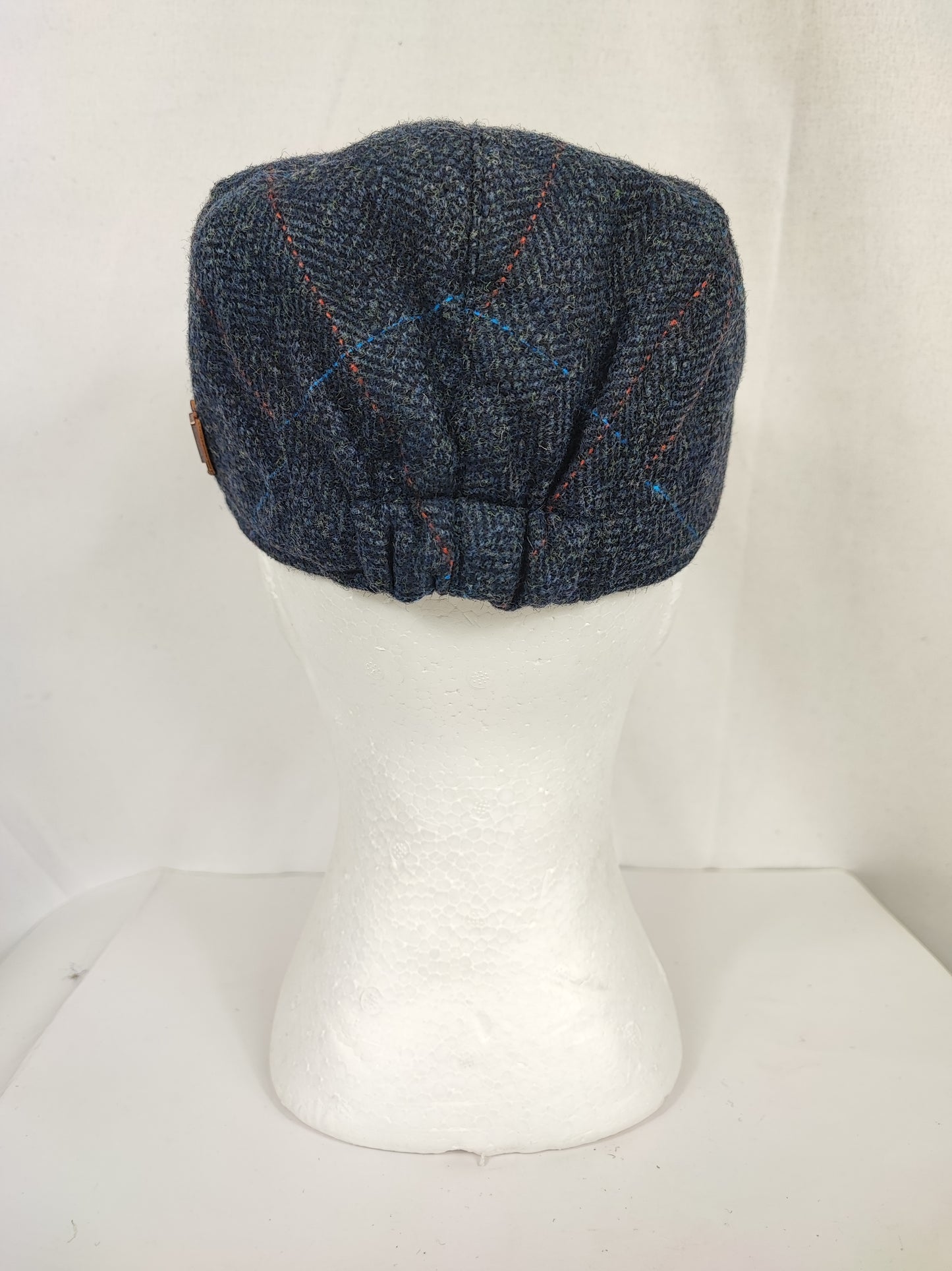 Coppola nuova inglese in lana liscia blu con righe colorate - Wool Navy Herringbone flat cap