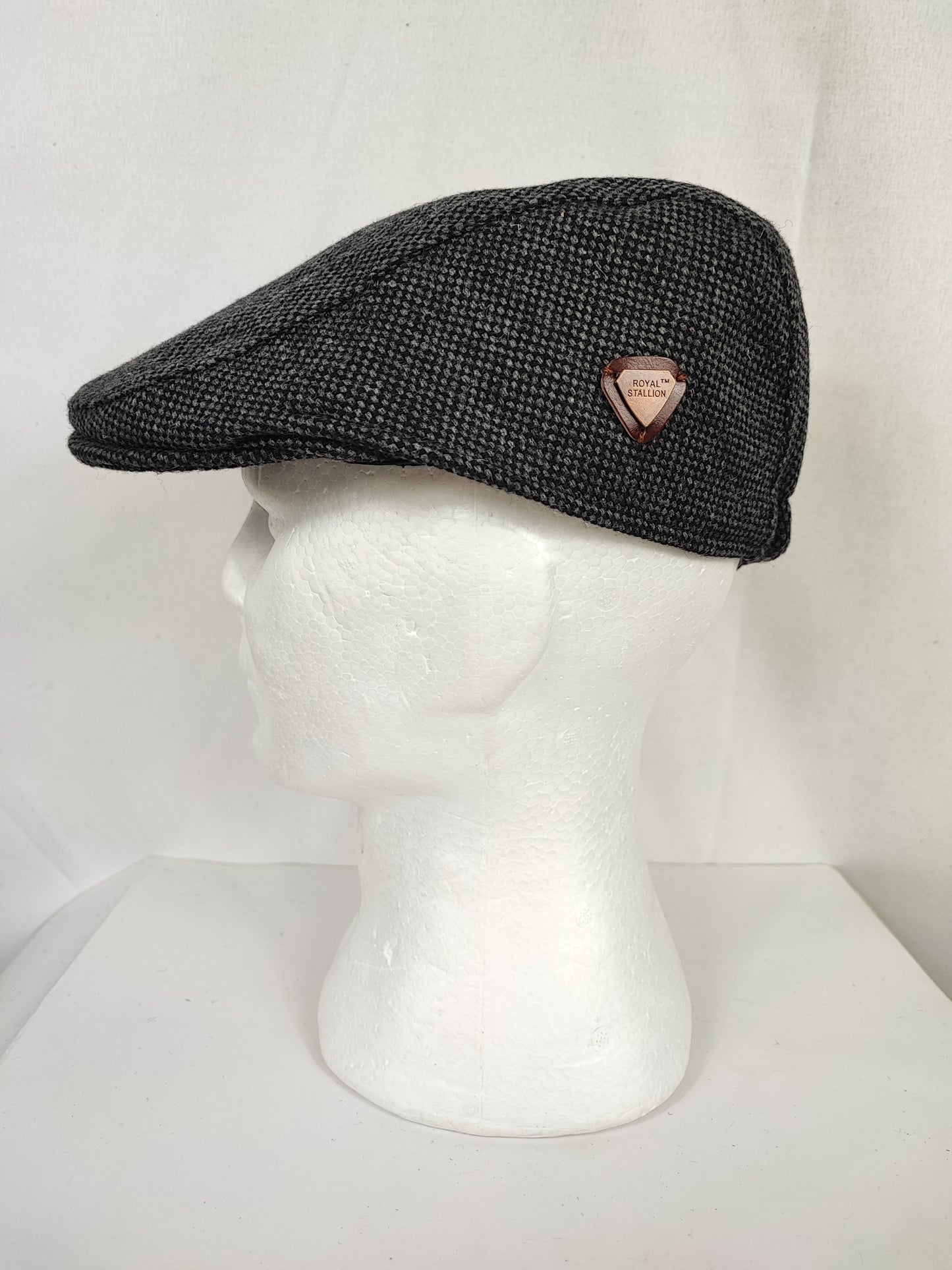Coppola nuova inglese in lana liscia grigia e nera a quadretti- Wool Grey and black flat cap