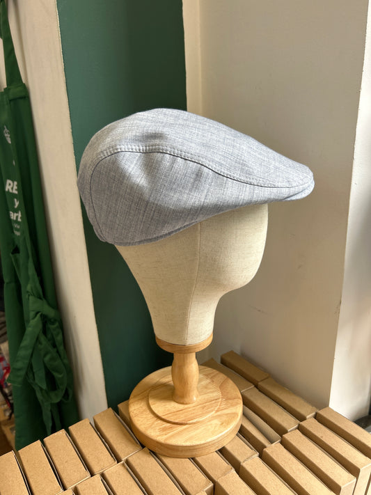 Coppola liscia in cotone celeste taglia unica - Light blue flat cap in cotton one size - Shop In London