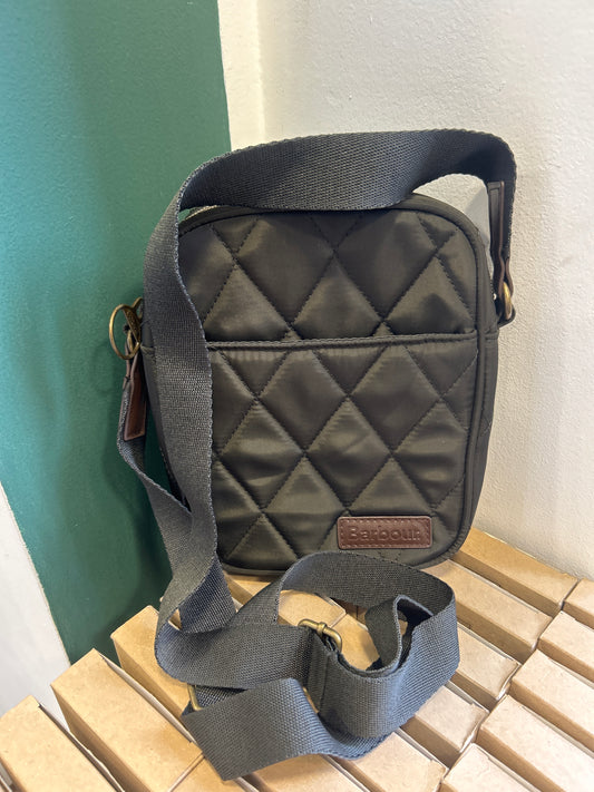 Borsa piccola trapuntata verde con tracolla - Shop In London