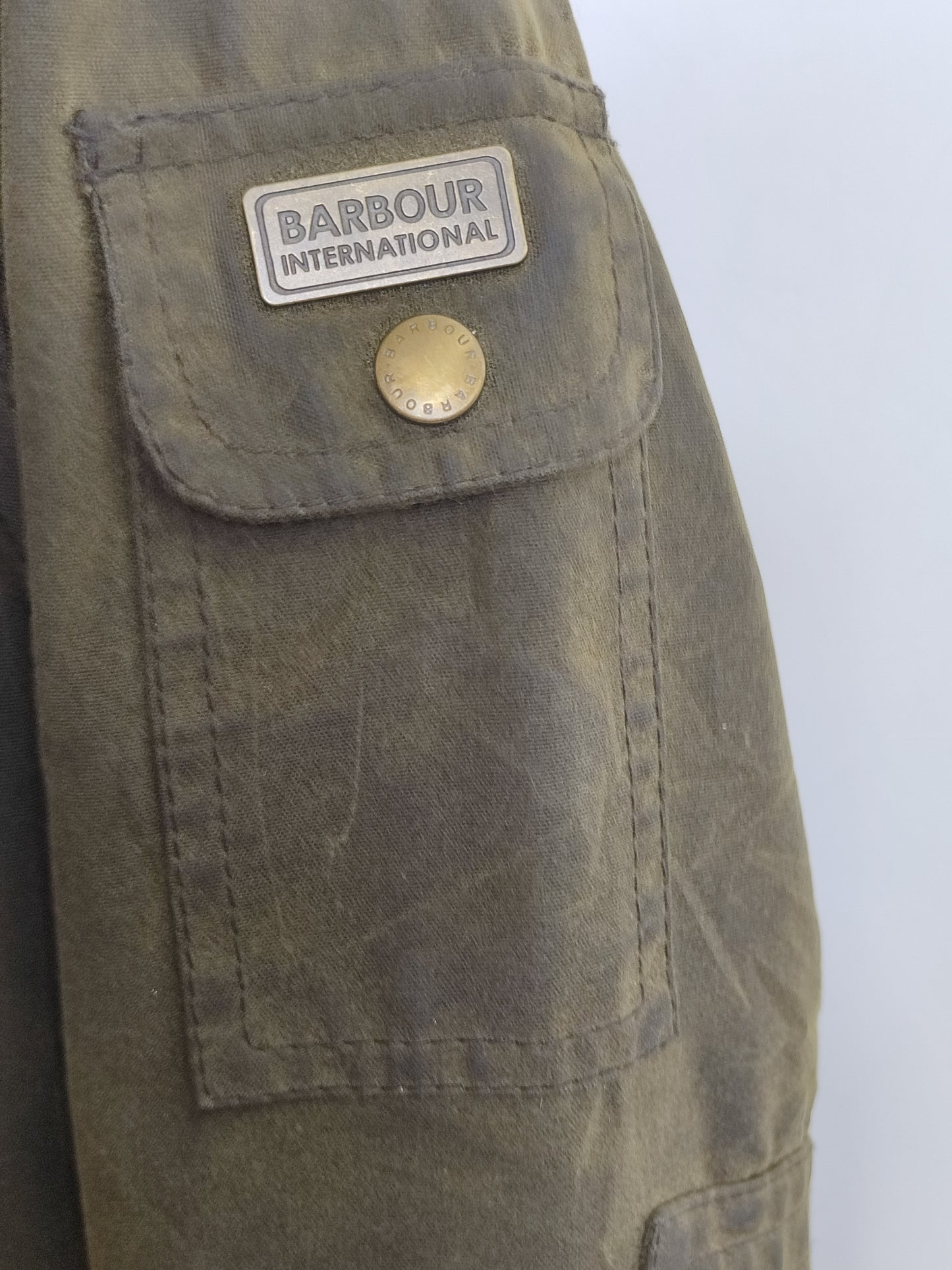 Giacca Barbour verde imbottito da donna UK12 Medium -Lady Green wax Camien coat size UK12