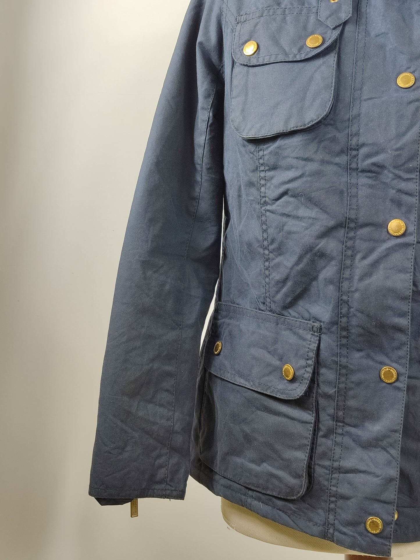 Giacca Barbour International da donna blu uk8 Xsmall -Lady Navy wax Fins jacket size UK8