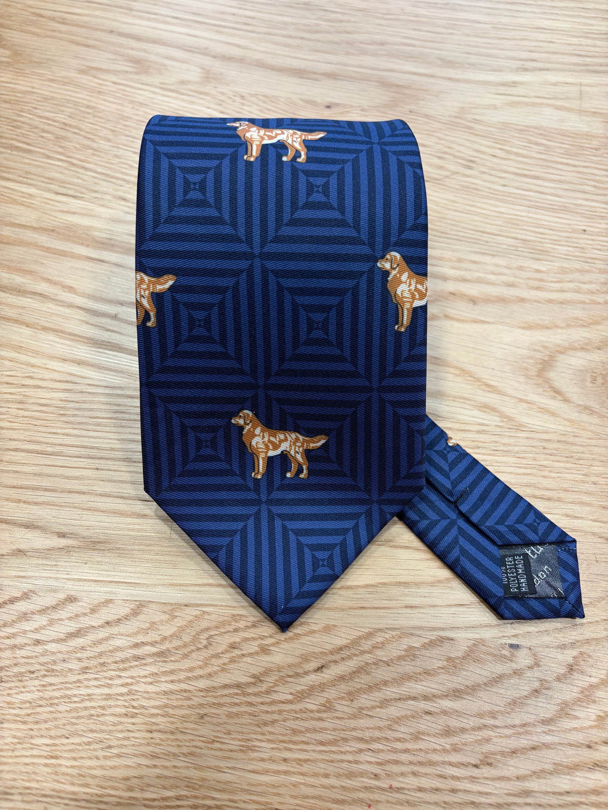 Cravatta inglese blu con Labrador- English Navy Labrador tie