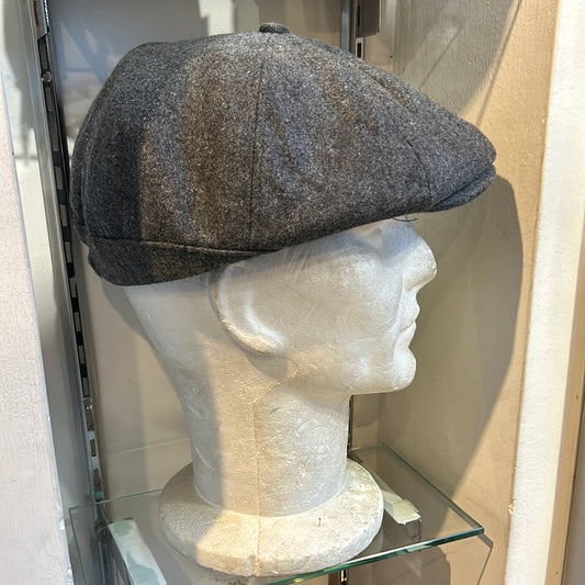 Coppola inglese nuova grigio chiaro in lana a otto spicchi bottone piccolo S/M e L/XL
