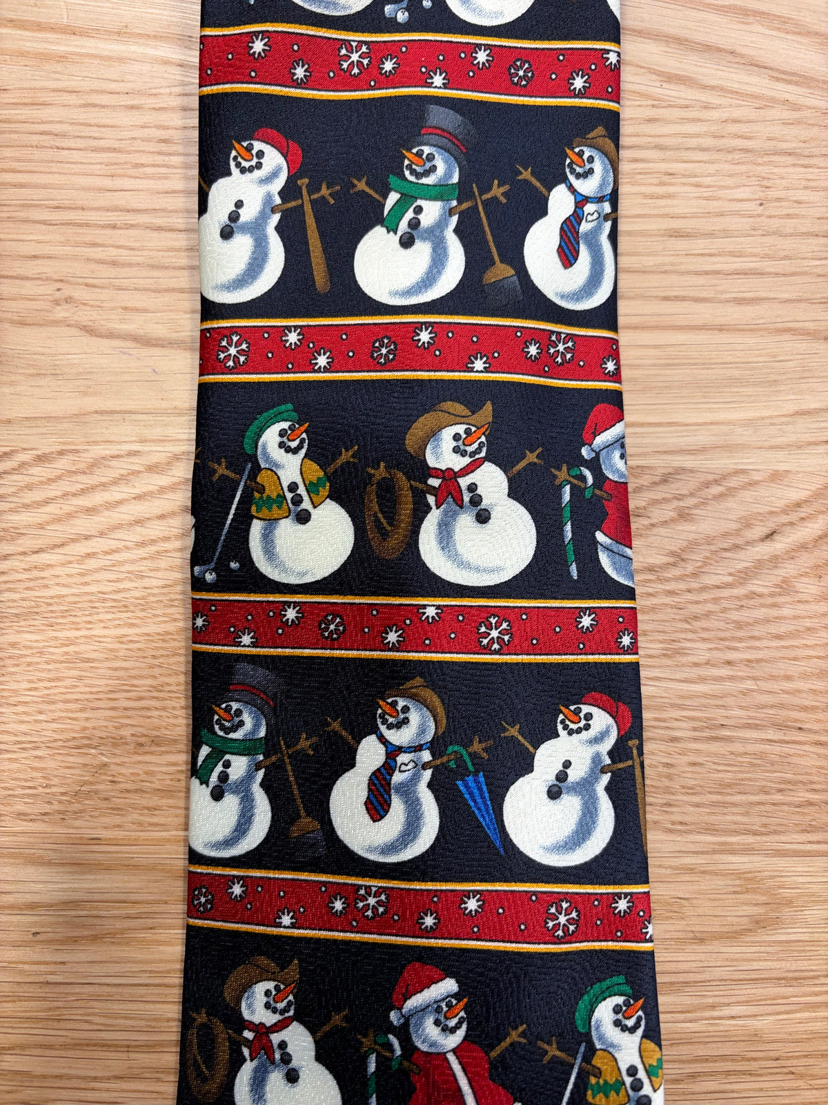 Cravatta inglese nera con pupazzo di neve- Black snowman Christmas tie
