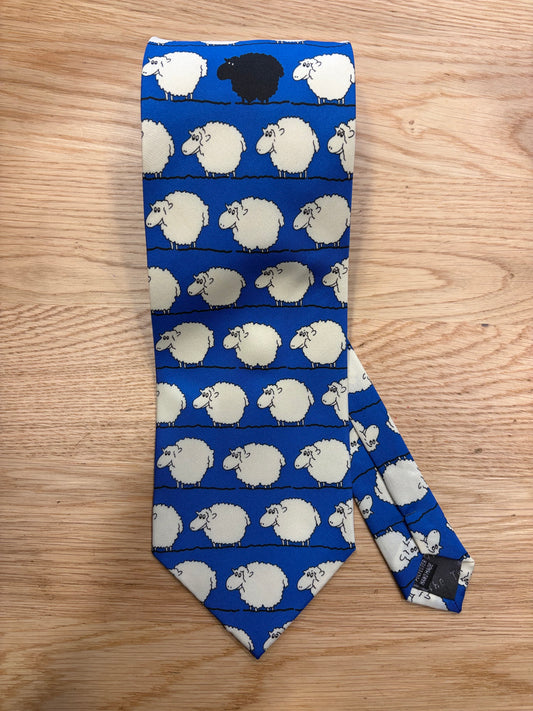Cravatta inglese blu indigo con pecore Black Sheep - English Black Sheep Tie