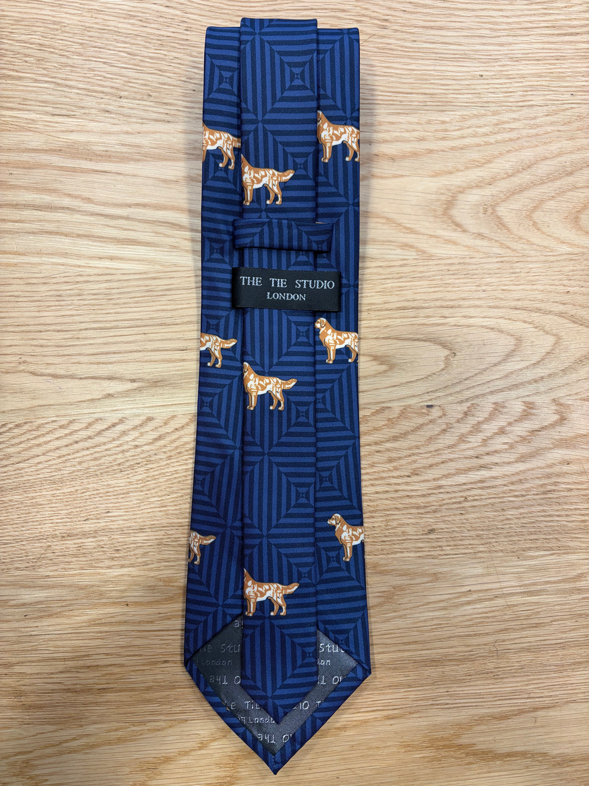 Cravatta inglese blu con Labrador- English Navy Labrador tie