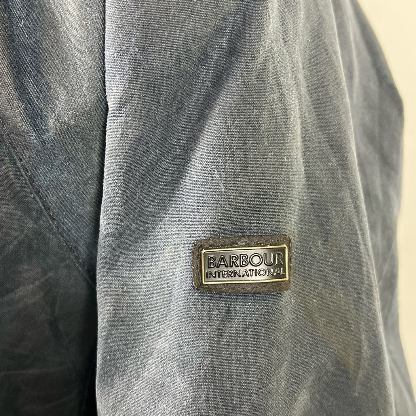 Giacca Barbour International Blu Small- Man Navy International Leeve wax jacket S