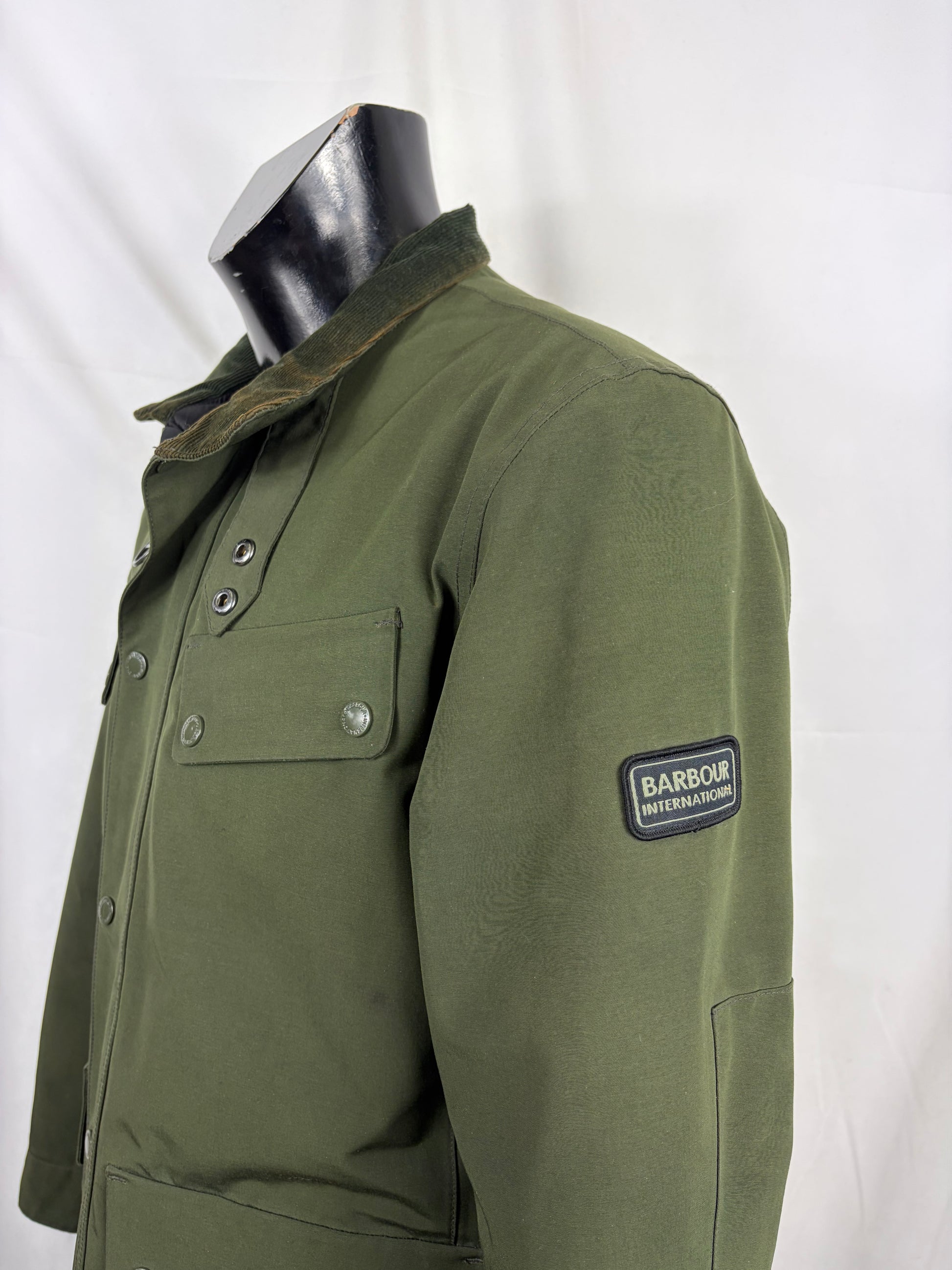 Giacca Barbour International Verde Medium- Man Olive International  Waterproof Jacket size M - Shop In London