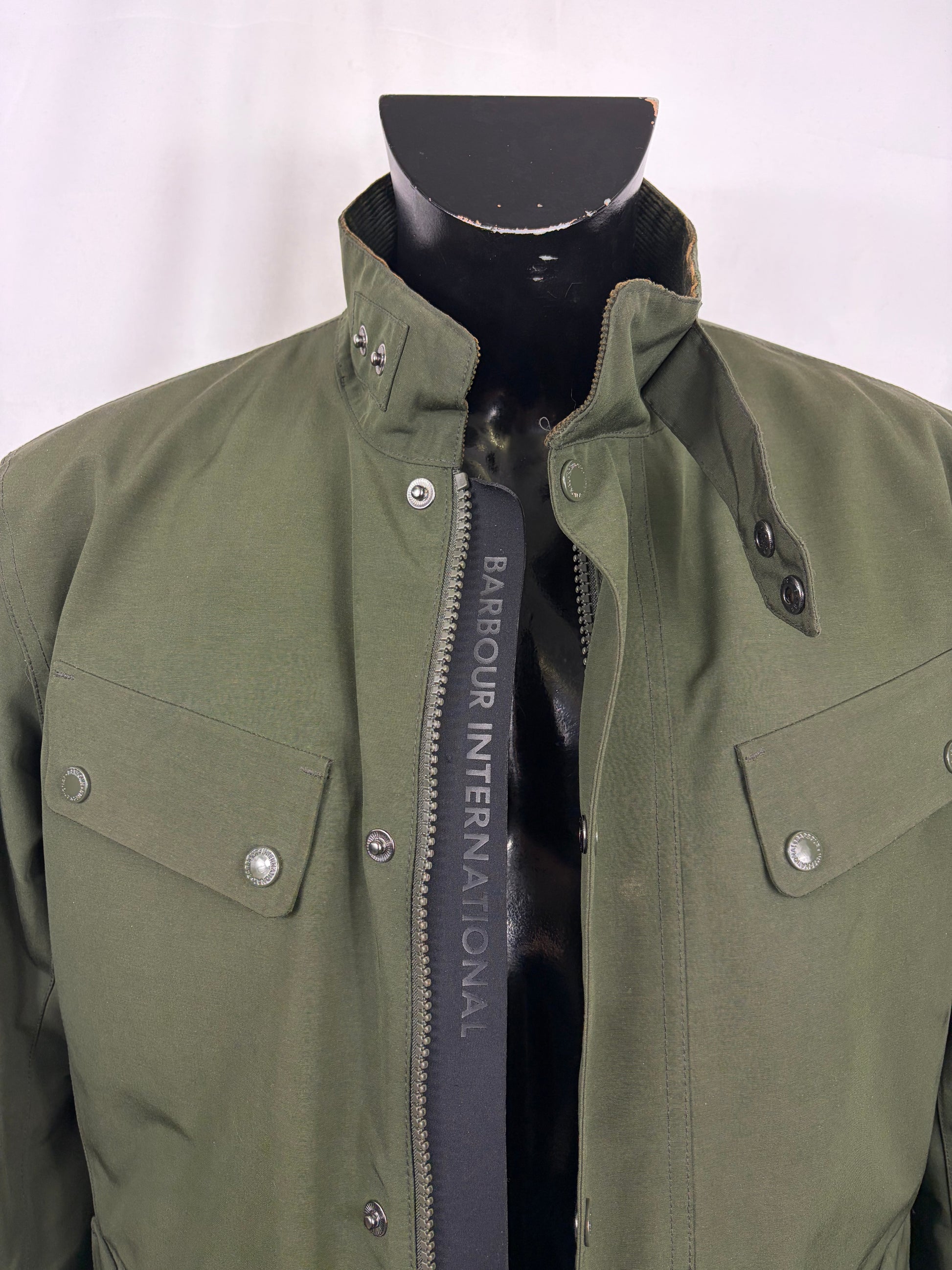 Giacca Barbour International Verde Medium- Man Olive International  Waterproof Jacket size M - Shop In London