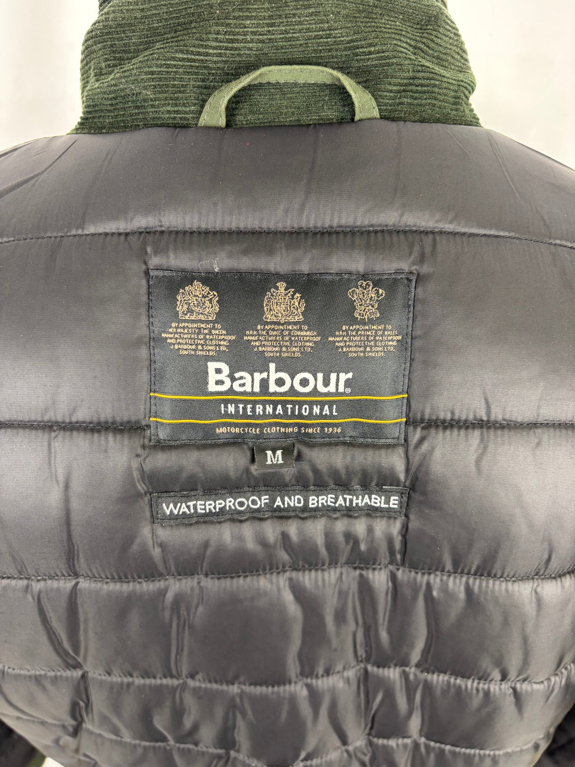 Giacca Barbour International Verde Medium- Man Olive International  Waterproof Jacket size M - Shop In London