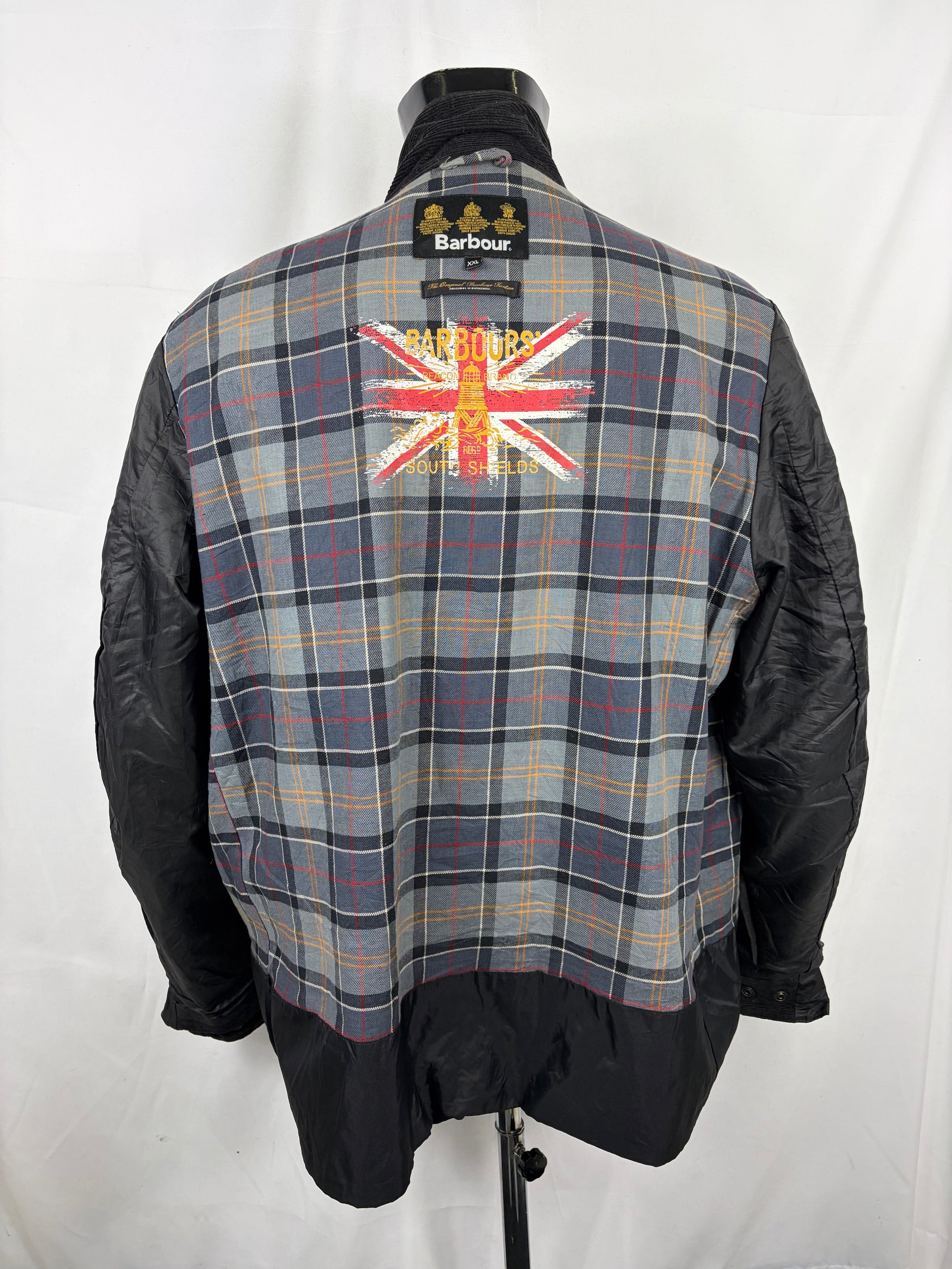 Giacca Barbour International Nera Emblem XXL-Man Black International Wax Jacket Size XXL - Shop In London
