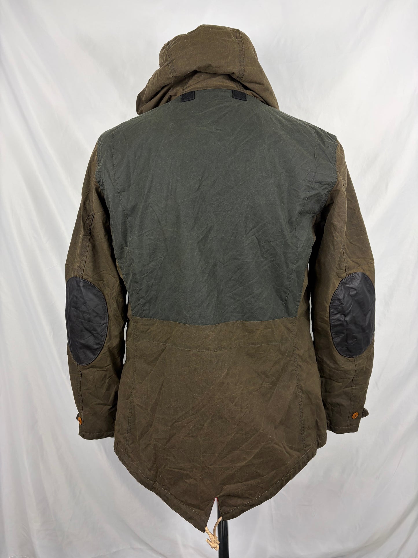 RARO GameParka Barbour verde con cappuccio Large - Wax Green Game Parka Size Large - Shop In London