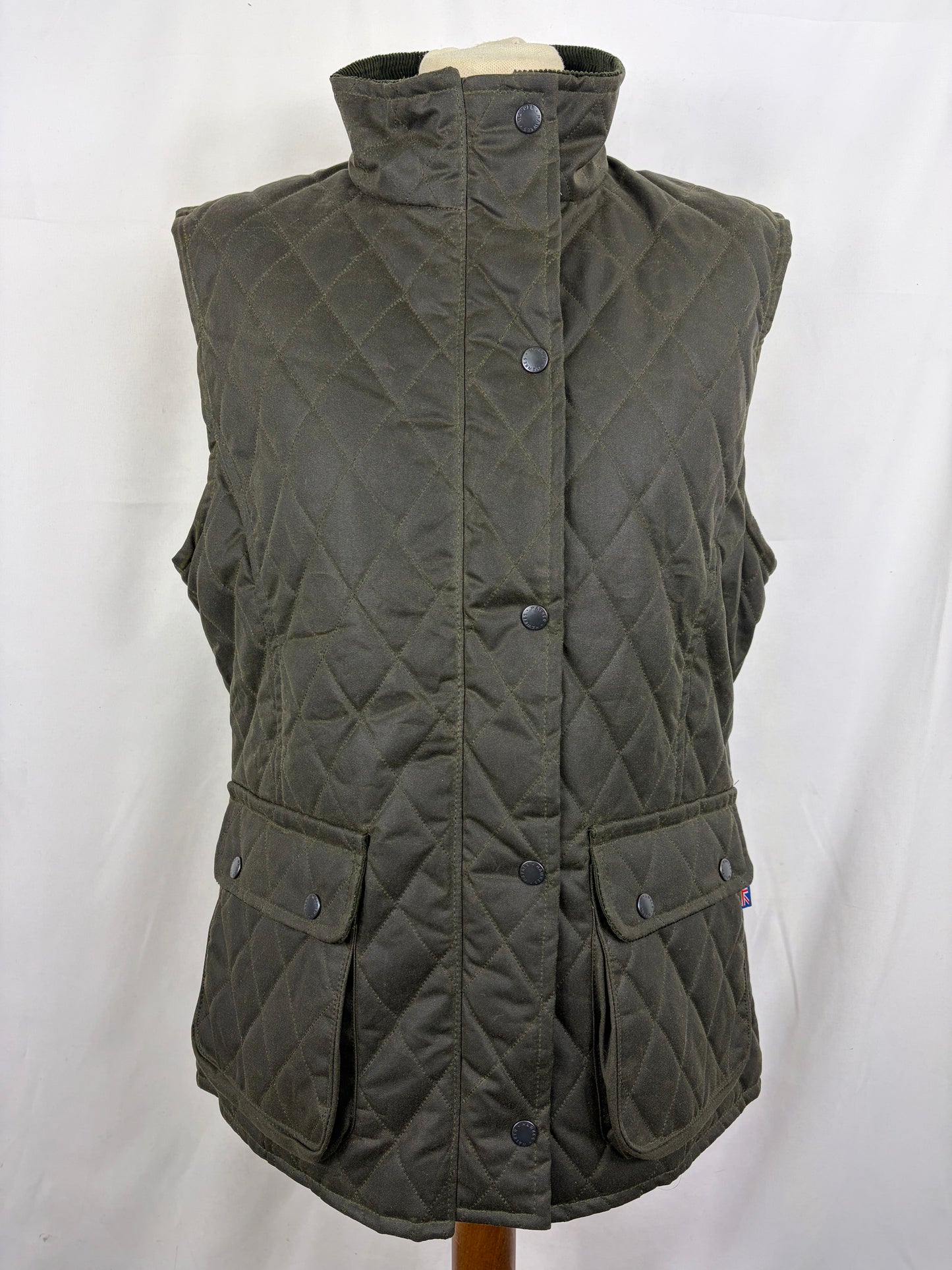 Gilet nuovo da donna cerato inglese colore verde - Lady Wax Olive Quilted Gilet - Shop In London