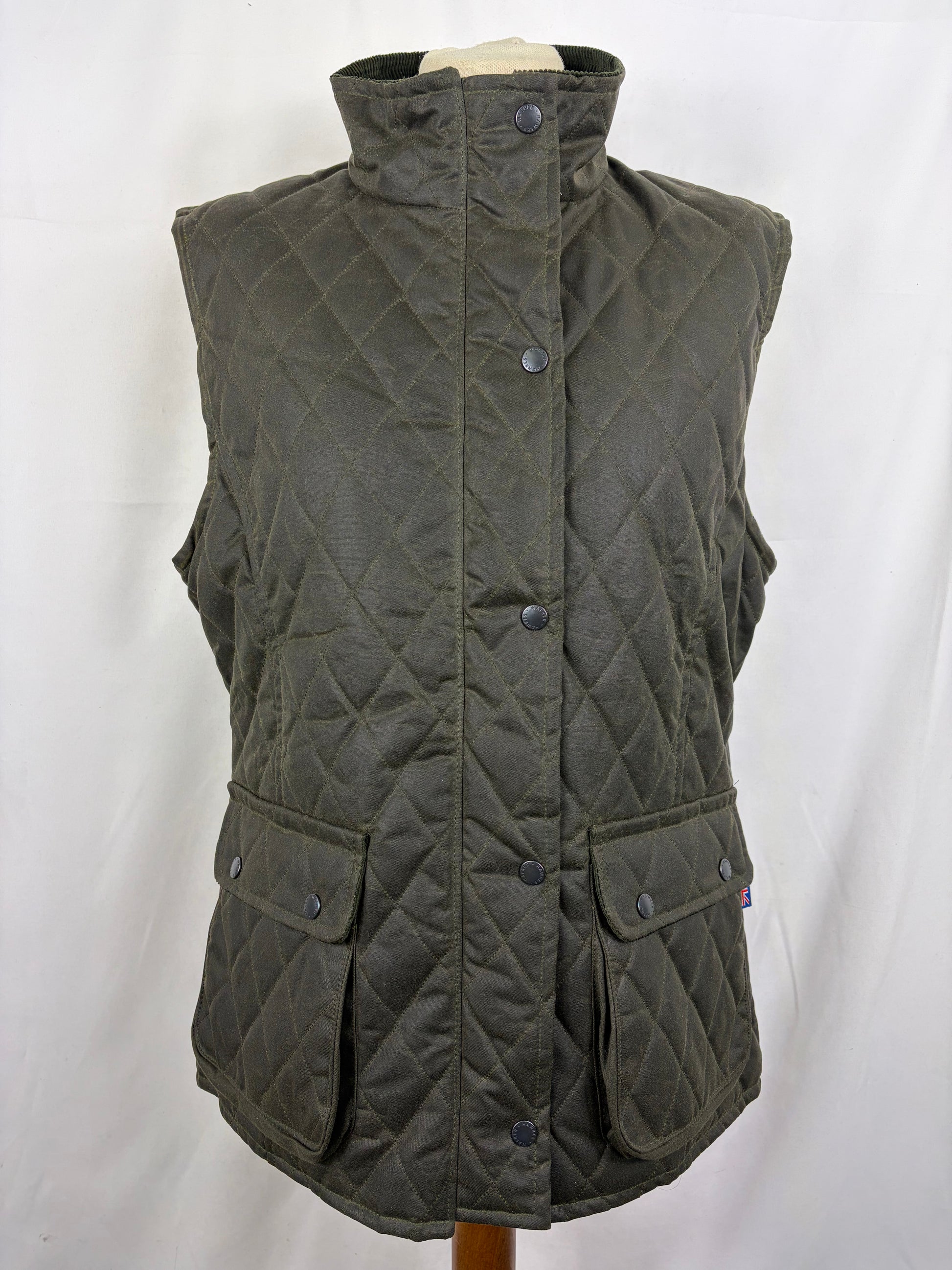 Gilet nuovo da donna cerato inglese colore verde - Lady Wax Olive Quilted Gilet - Shop In London