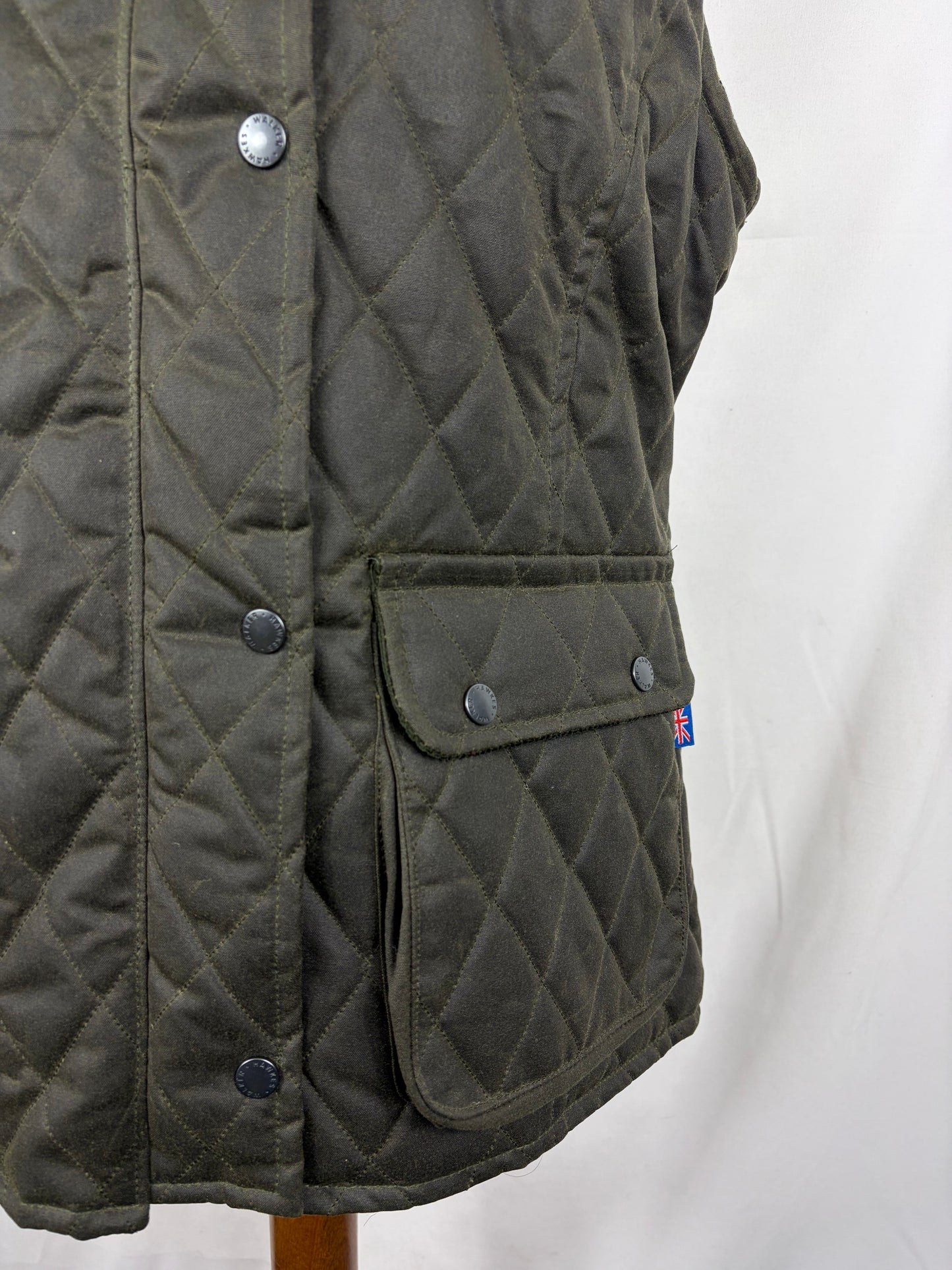 Gilet nuovo da donna cerato inglese colore verde - Lady Wax Olive Quilted Gilet - Shop In London