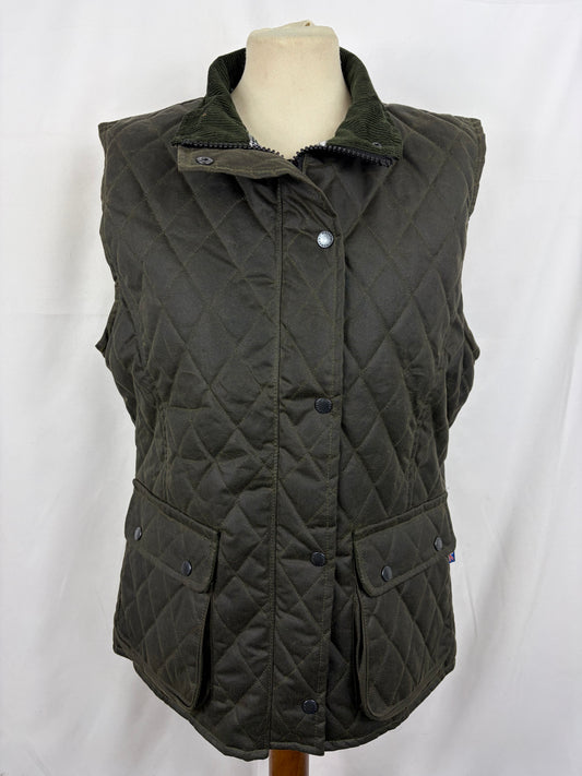 Gilet nuovo da donna cerato inglese colore verde - Lady Wax Olive Quilted Gilet - Shop In London