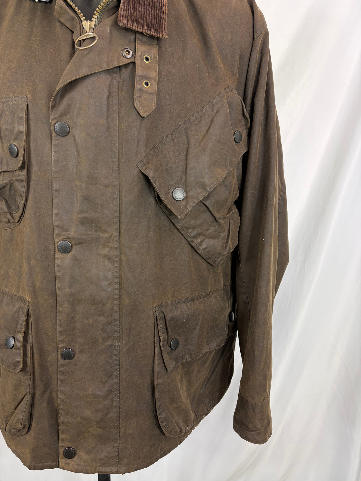 Giacca Barbour International oliva C44 XL- Man Barbour International Duracotton Olive size c44
