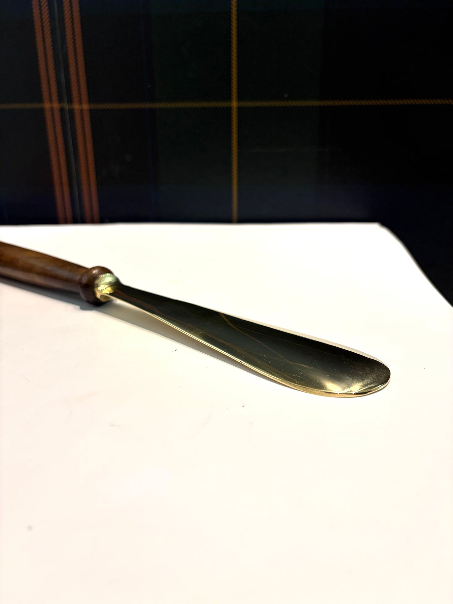 Calzascarpe in legno impugnatura con profilo di aquila - Shop In London