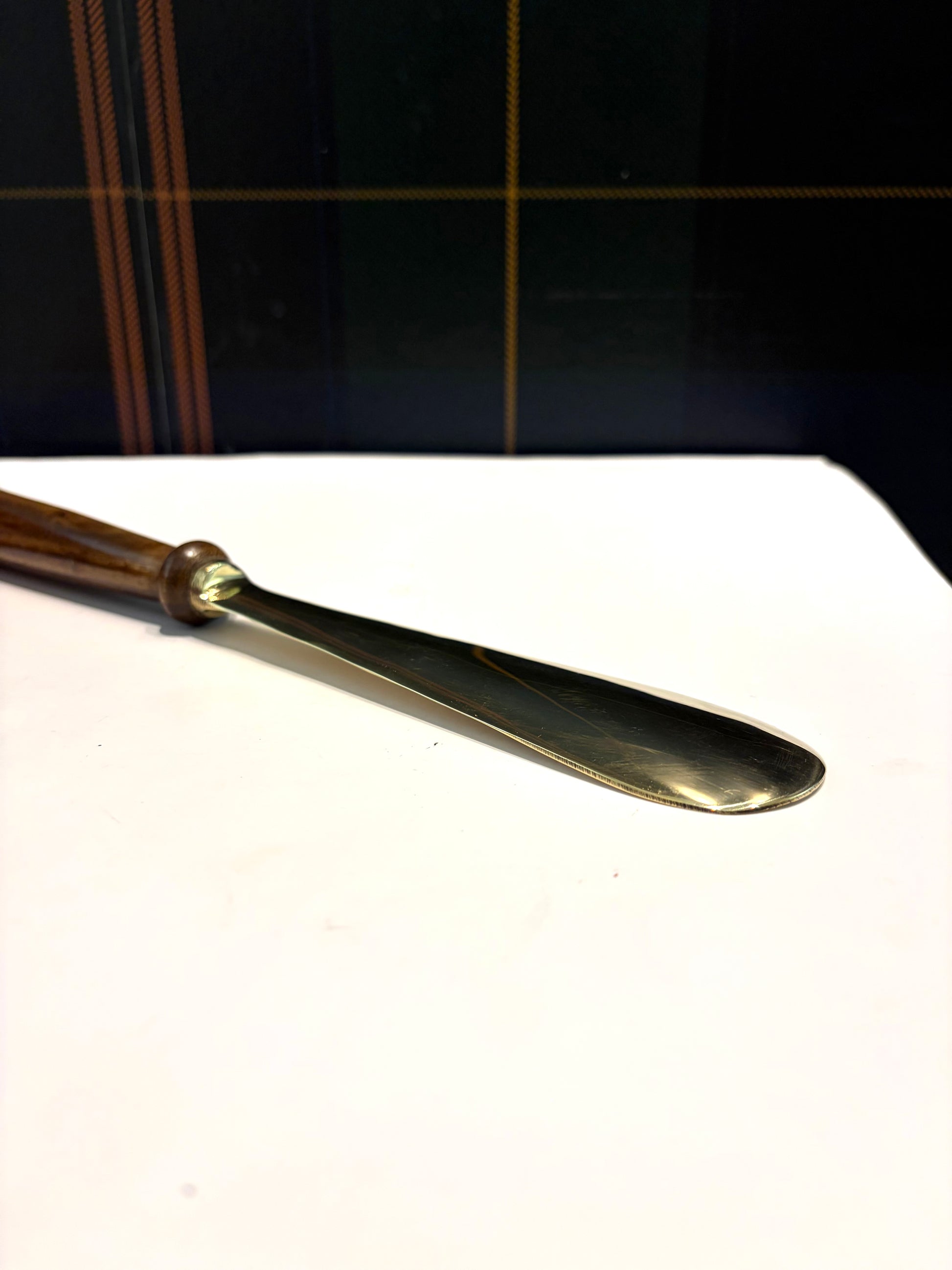 Calzascarpe in legno impugnatura con palla da calcio - Shop In London