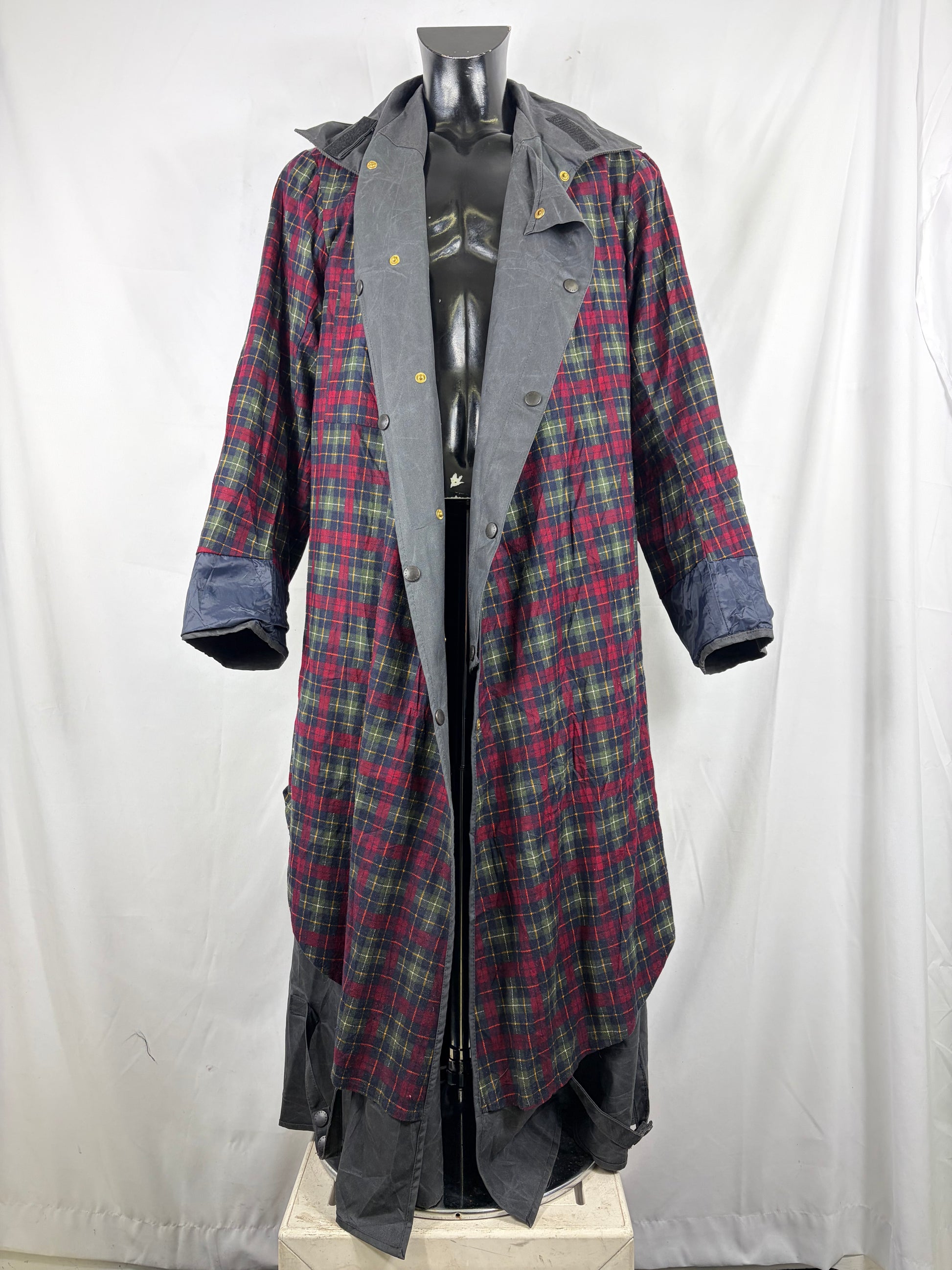 RARO Barbour Backhouse lungo nero C42/107 cm Large Man Black Long Wax Riding Coat Large - Shop In London