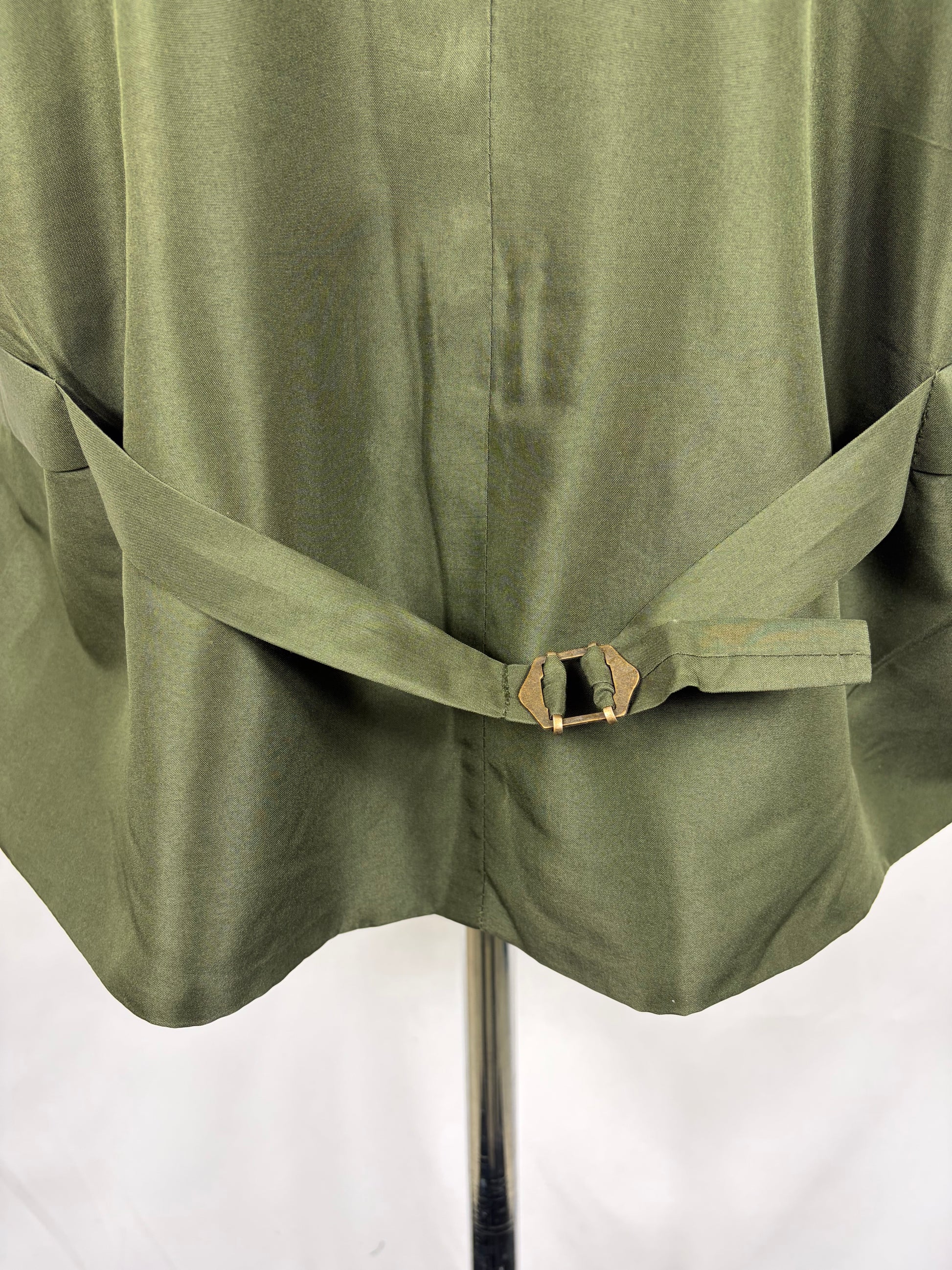 Gilet nuovo da uomo in fustagno verde scuro con bottoni - Man's Moleskin Waistcoat Dark Sage - Shop In London