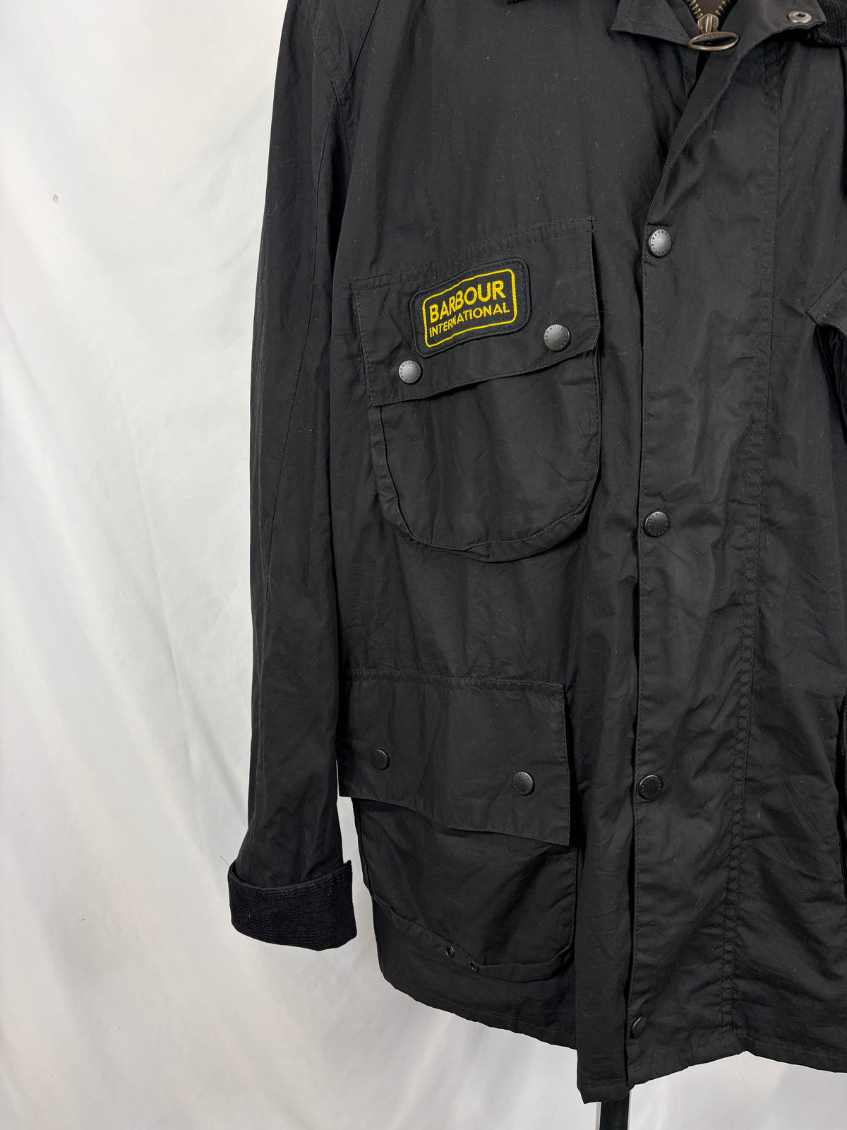 Barbour Giacca da uomo nero International XXL Man Flyweight Black International Jacket Size XXLarge