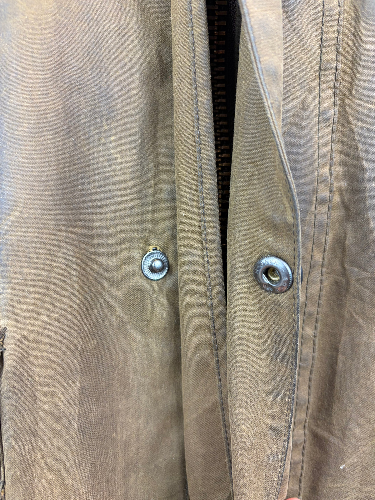 Giacca Barbour Northumbria verde oliva C40/102 cm-Man Olive Waxed Northumbria Jacket Medium