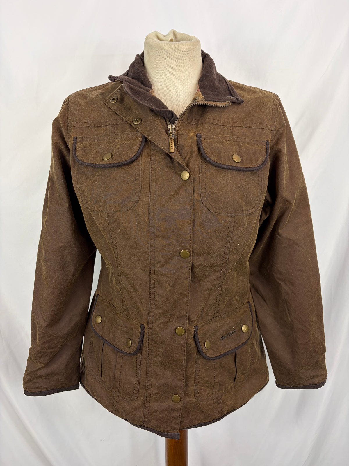 Giacca Barbour corta donna Utility Beige UK8 Xsmall Beige short Lady Utility jacket Xsmall size Uk8