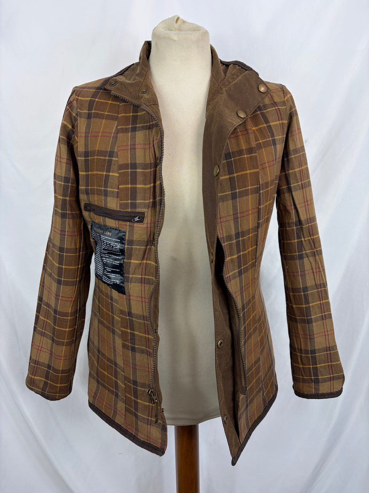 Giacca Barbour corta donna Utility Beige UK8 Xsmall Beige short Lady Utility jacket Xsmall size Uk8