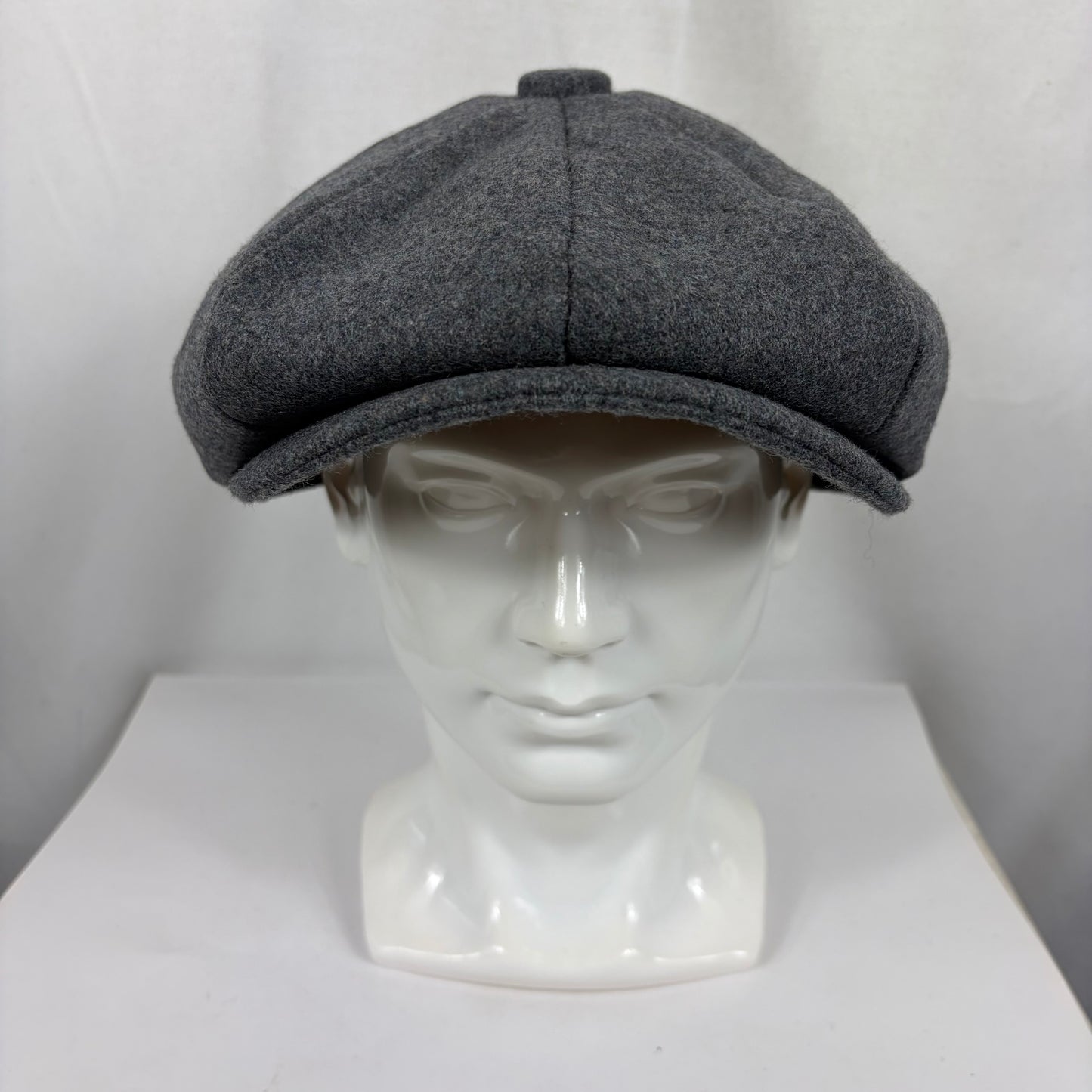 Coppola nuova inglese in lana a otto spicchi di colore grigio chiaro - Eight panel light grey baker boy cap size one