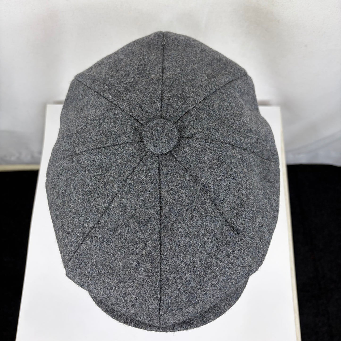 Coppola nuova inglese in lana a otto spicchi di colore grigio chiaro - Eight panel light grey baker boy cap size one