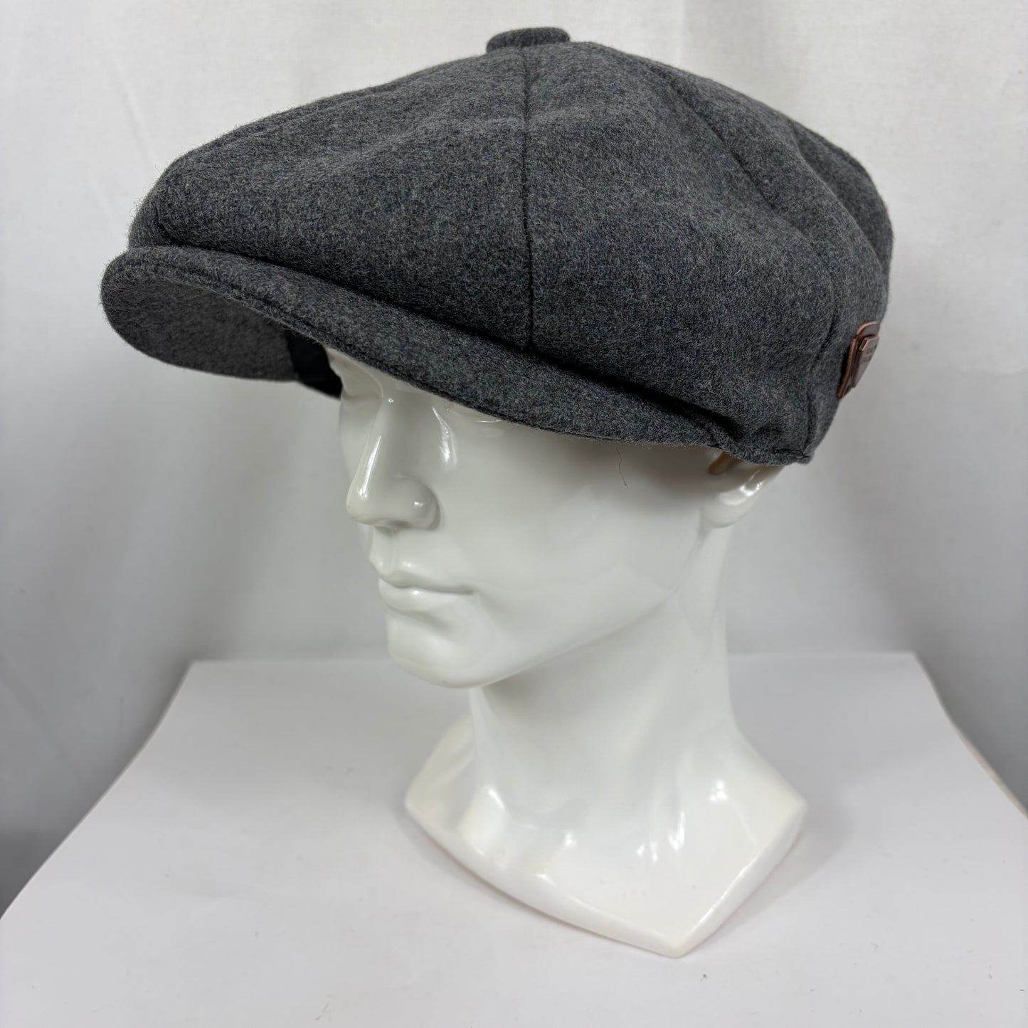 Coppola nuova inglese in lana a otto spicchi di colore grigio chiaro - Eight panel light grey baker boy cap size one