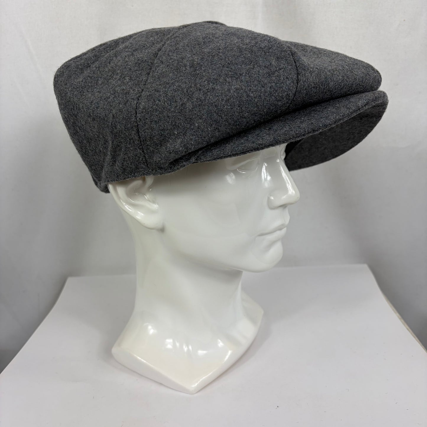 Coppola nuova inglese in lana a otto spicchi di colore grigio chiaro - Eight panel light grey baker boy cap size one