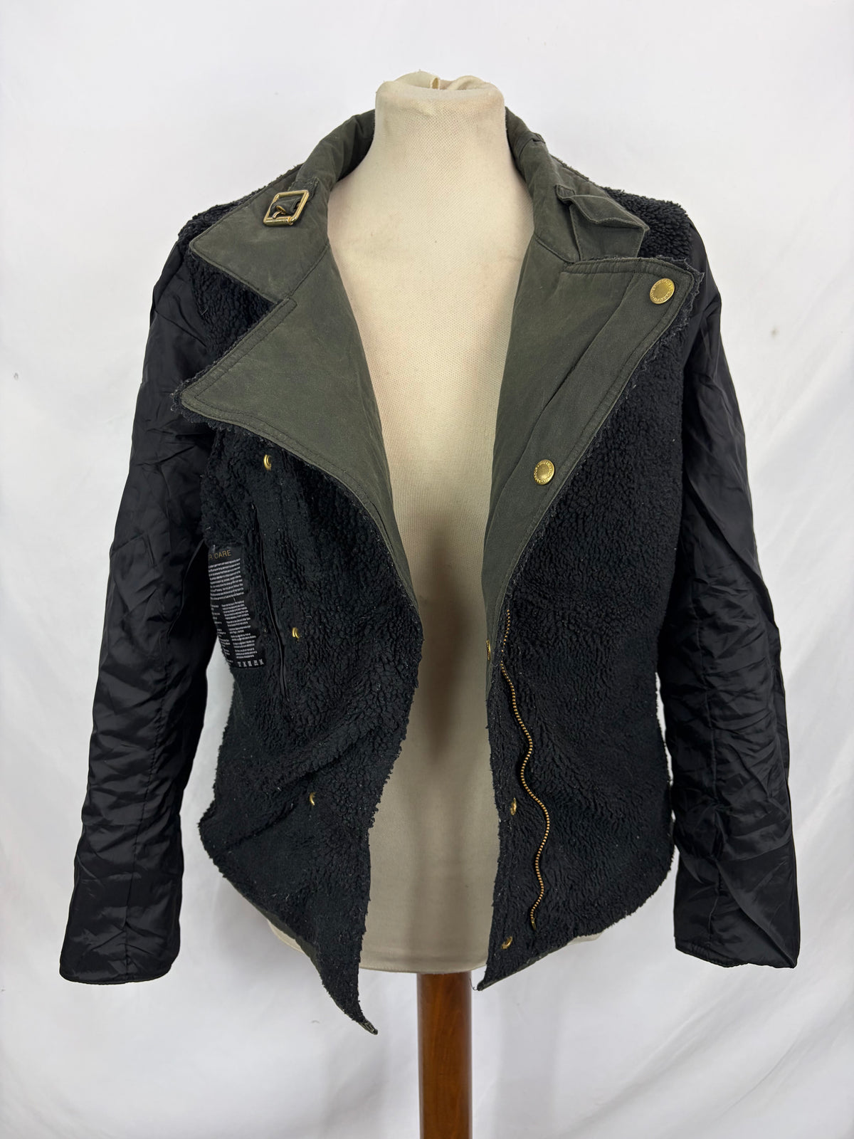 Giacca Barbour International da donna corta verde UK10 Small -Lady Green wax Wheelstand Jacket Uk10