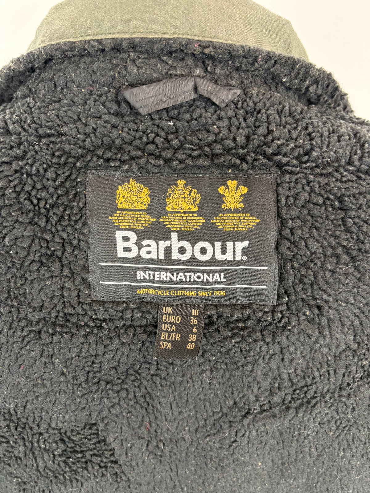 Giacca Barbour International da donna corta verde UK10 Small -Lady Green wax Wheelstand Jacket Uk10