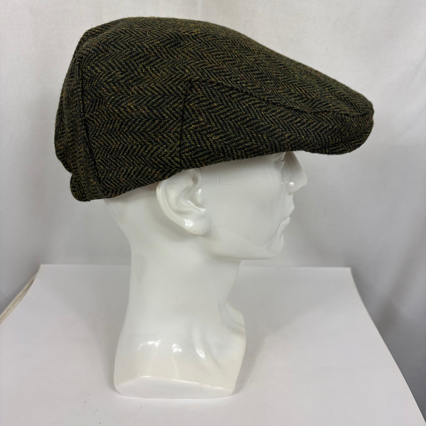 Coppola nuova inglese liscia in lana verde a spina di pesce  S/M