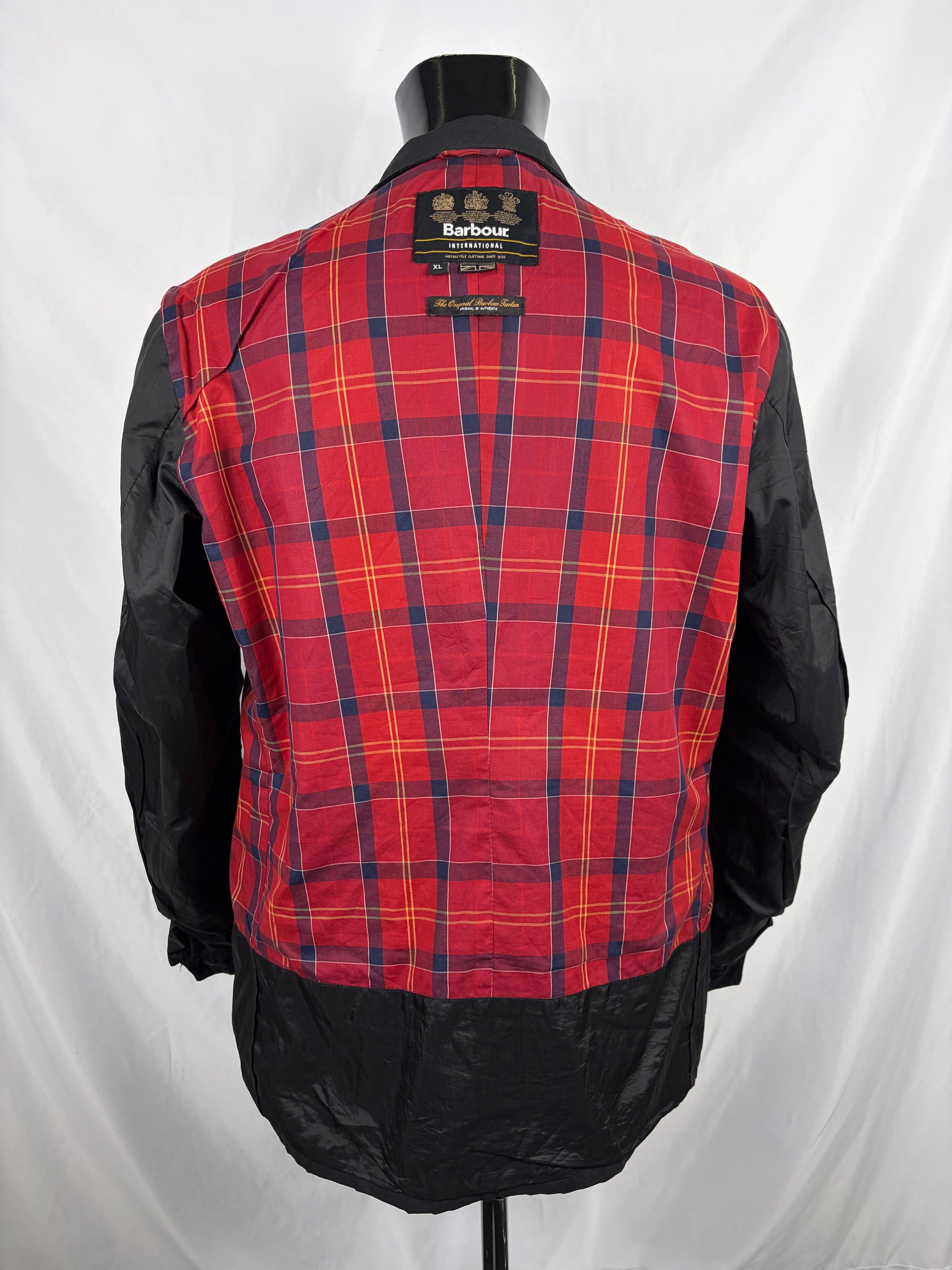 Barbour International uomo Enfield Nero XL Man Black Enfield waxed Jacket Size XL - Shop In London