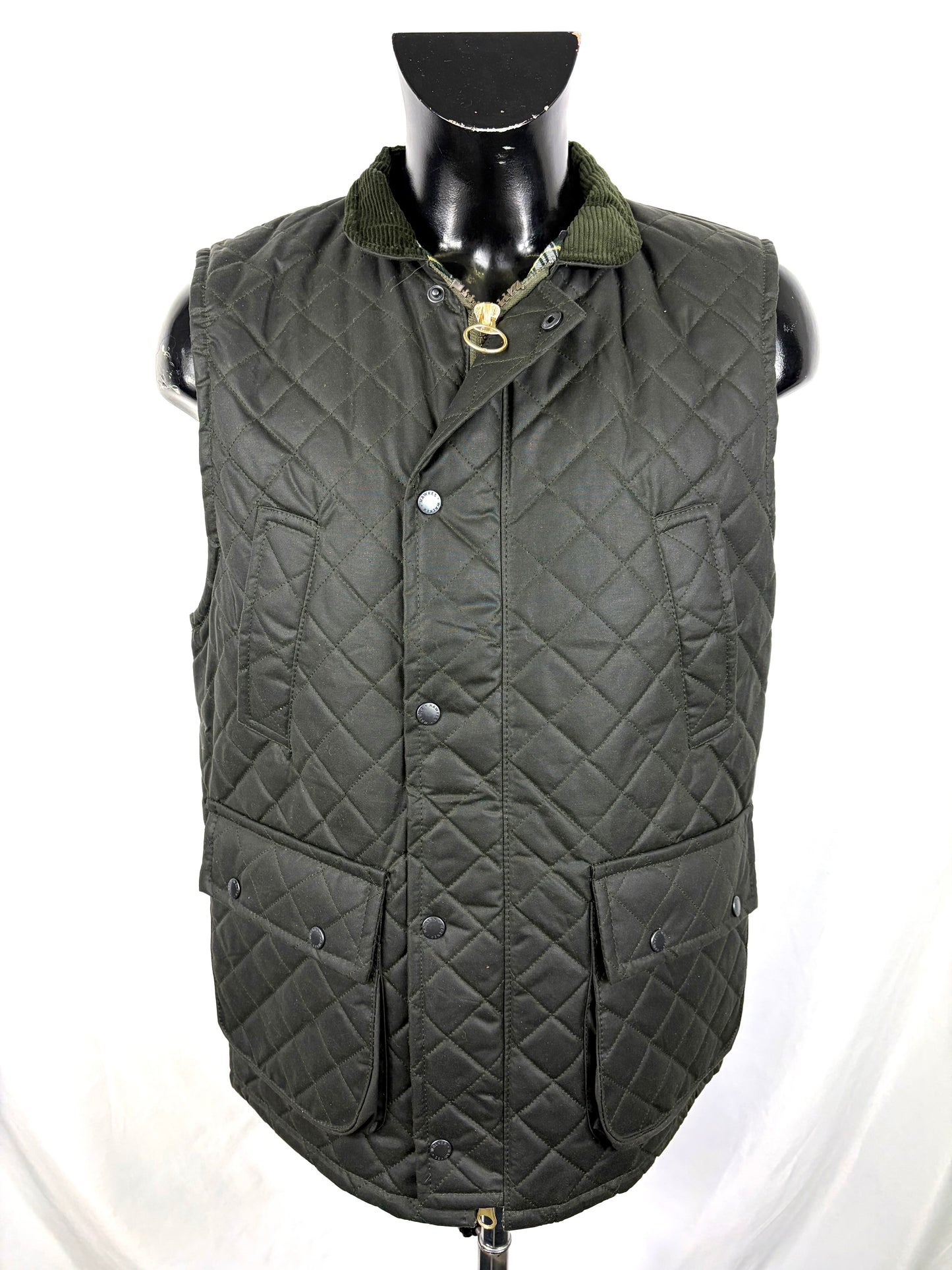 Gilet nuovo da uomo cerato trapuntato inglese colore verde - Man Wax Olive Quilted Gilet - Shop In London