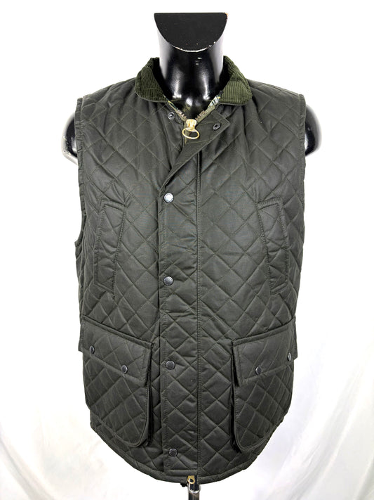 Gilet nuovo da uomo cerato trapuntato inglese colore verde - Man Wax Olive Quilted Gilet - Shop In London