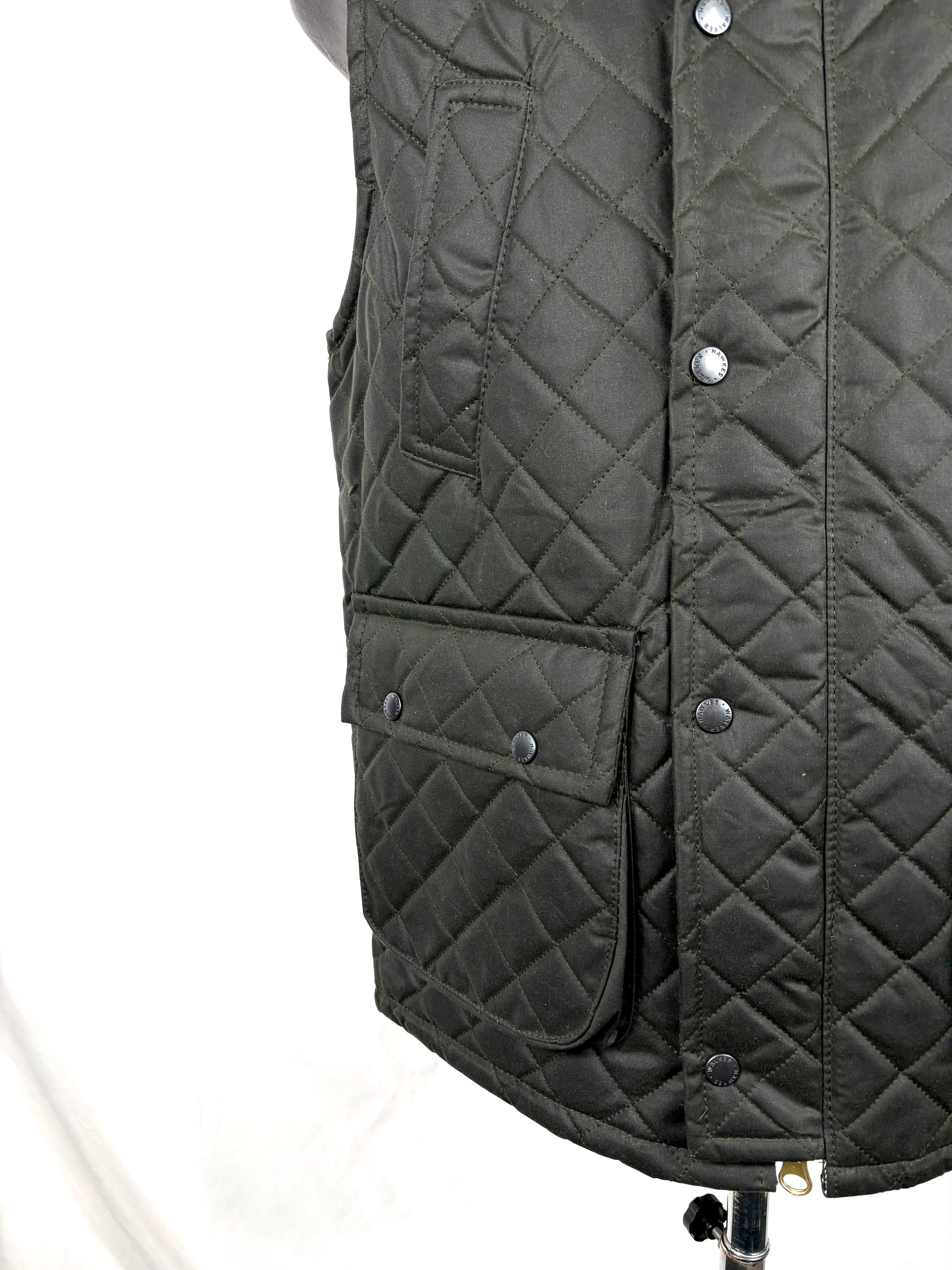 Gilet nuovo da uomo cerato trapuntato inglese colore verde - Man Wax Olive Quilted Gilet - Shop In London
