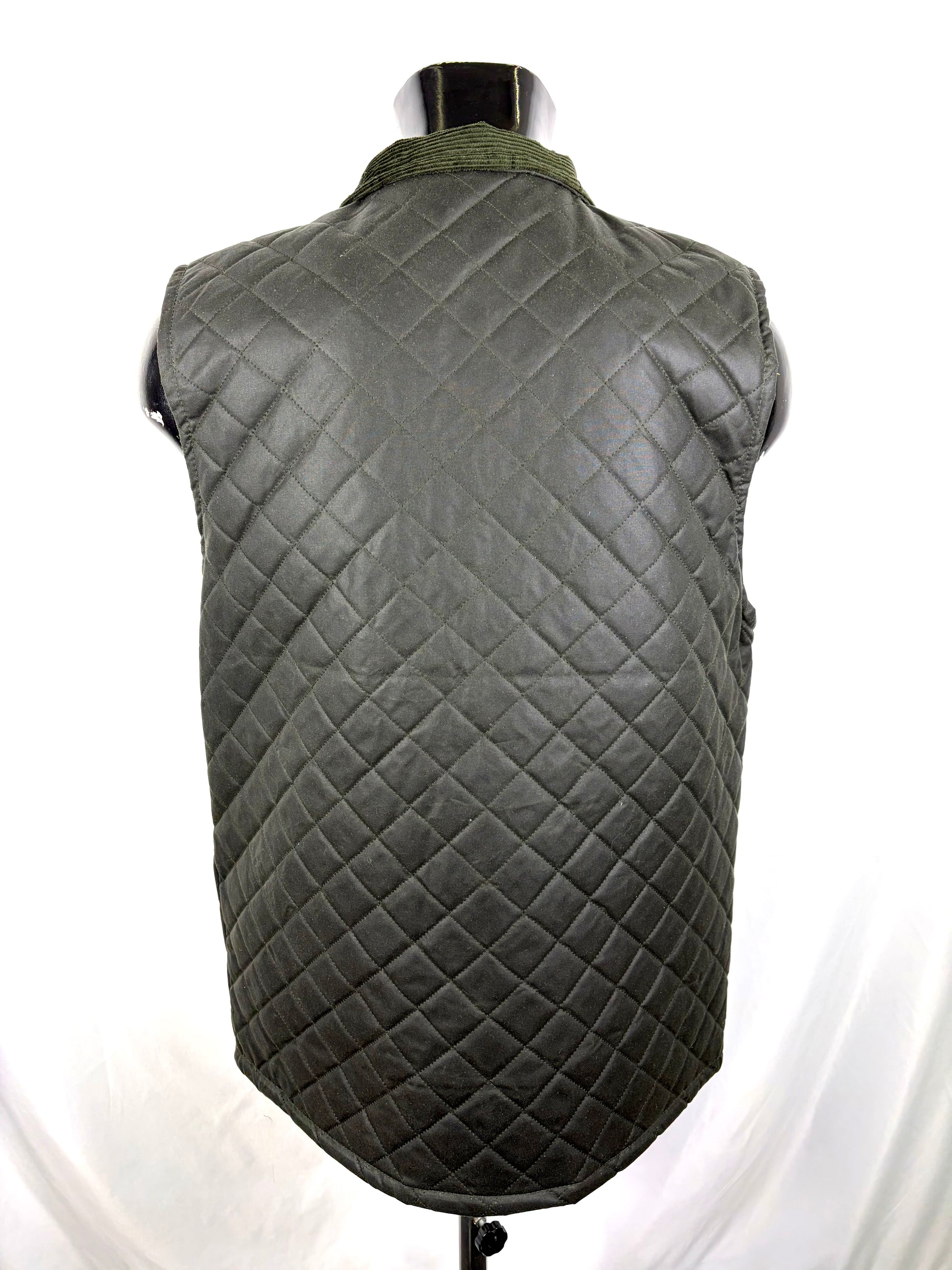 Gilet nuovo da uomo cerato trapuntato inglese colore verde - Man Wax Olive Quilted Gilet - Shop In London